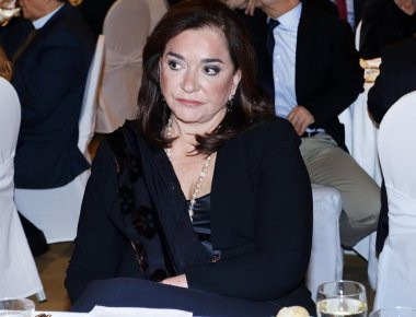 Άλλο ένα χτύπημα της μοίρας για τη Ντόρα. Έχασε τη πεθερά της